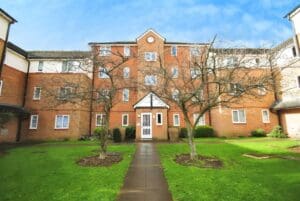 Pioneer Way, Watford